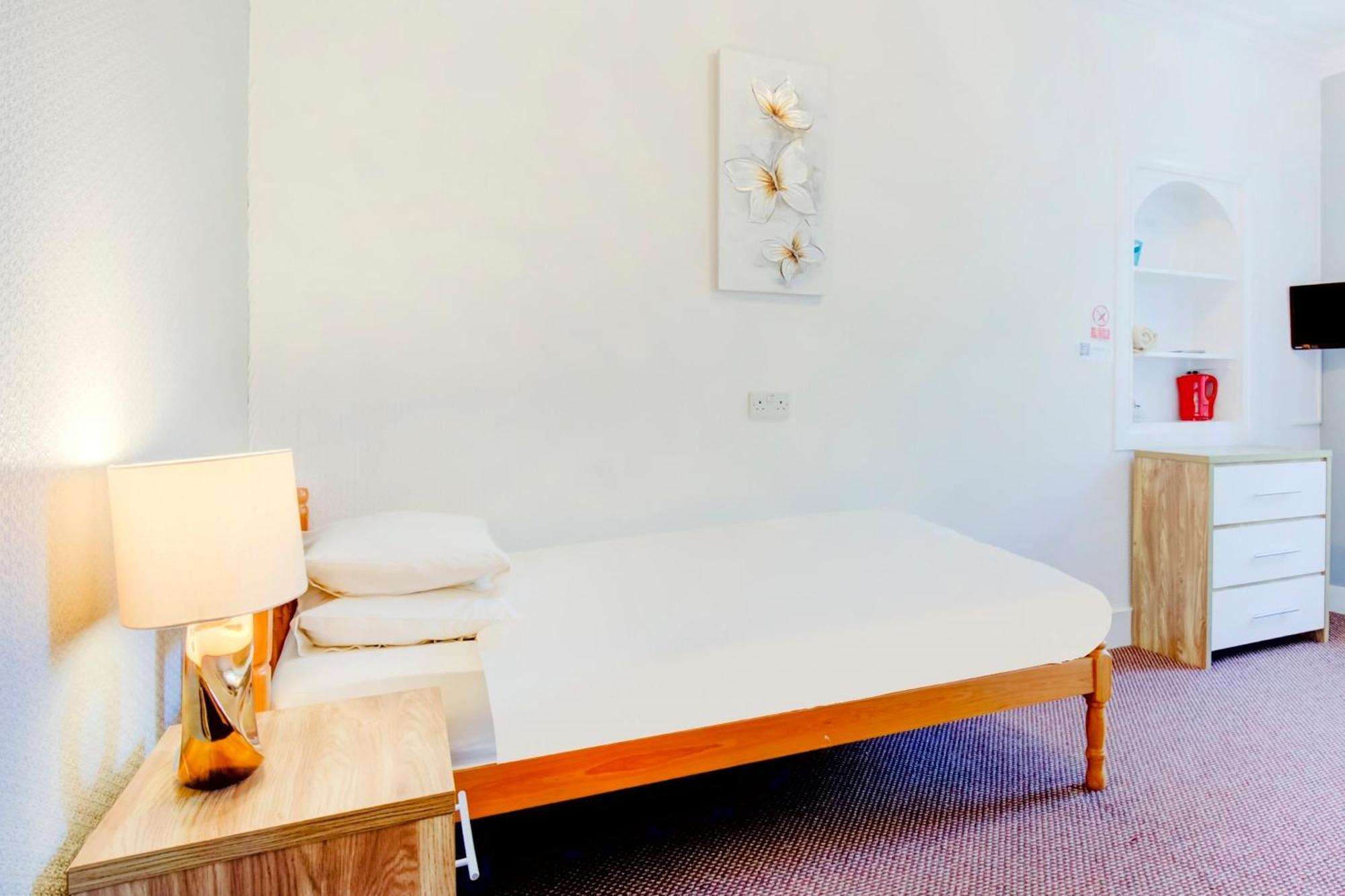 Oyo Eastbank Hotel, Speyside Scotland Rothes Ngoại thất bức ảnh