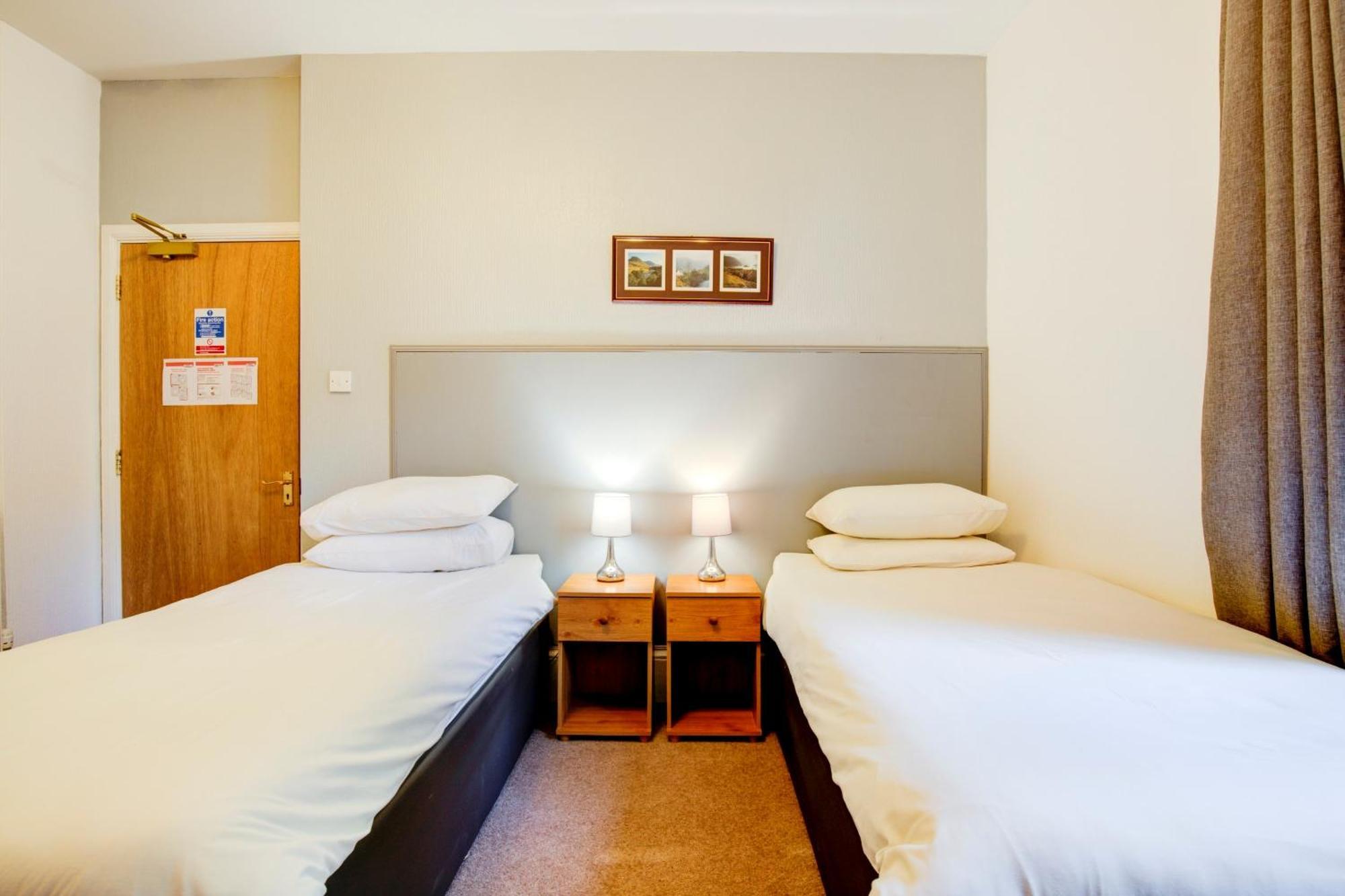 Oyo Eastbank Hotel, Speyside Scotland Rothes Ngoại thất bức ảnh