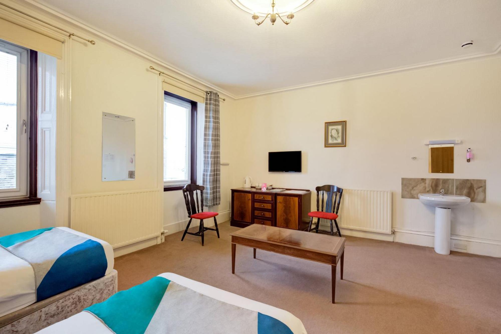 Oyo Eastbank Hotel, Speyside Scotland Rothes Ngoại thất bức ảnh