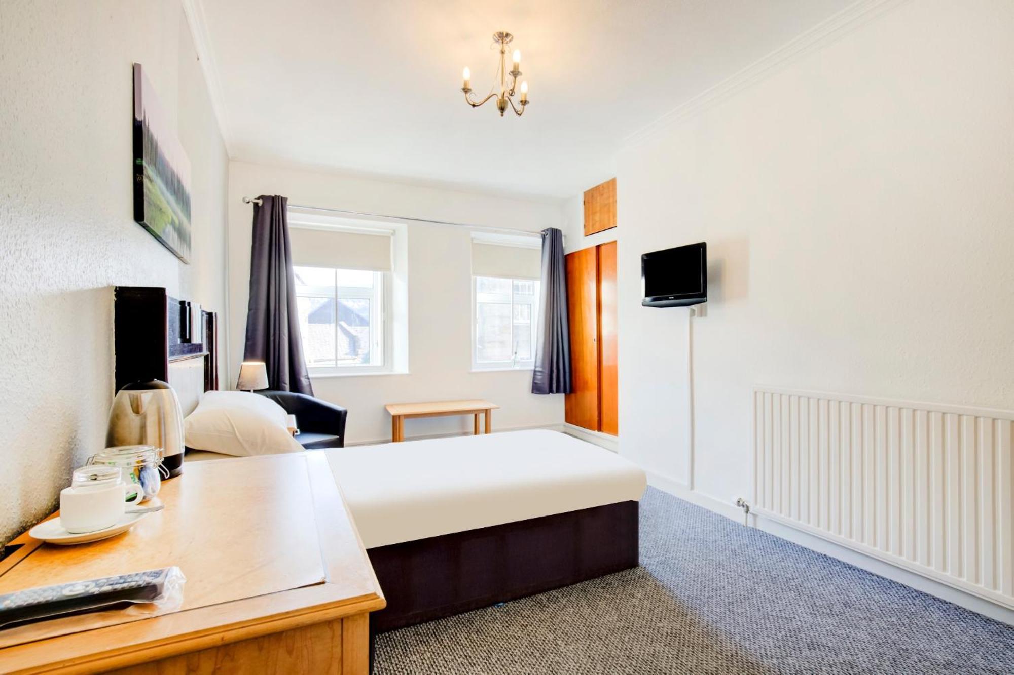 Oyo Eastbank Hotel, Speyside Scotland Rothes Ngoại thất bức ảnh