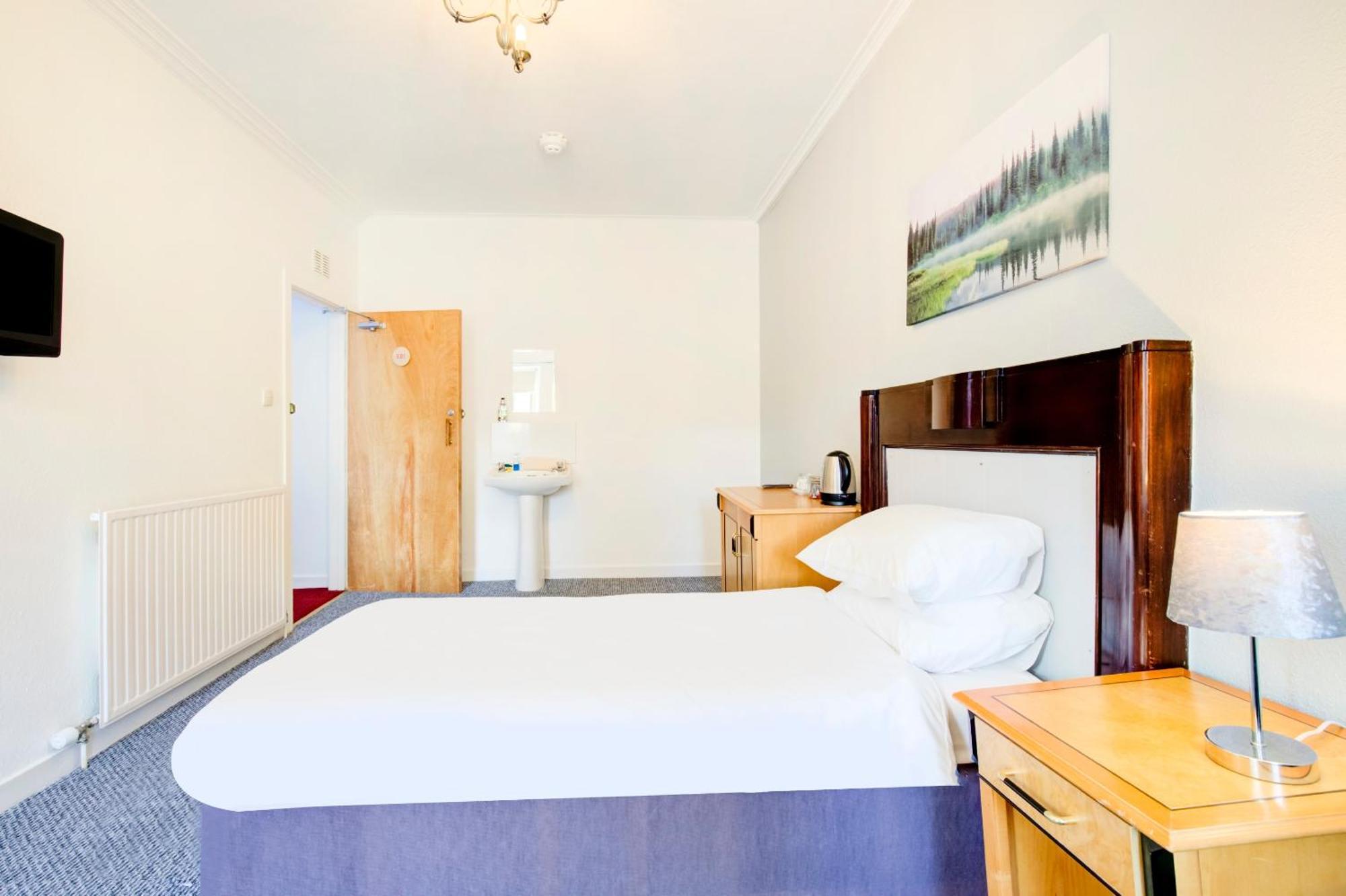 Oyo Eastbank Hotel, Speyside Scotland Rothes Ngoại thất bức ảnh