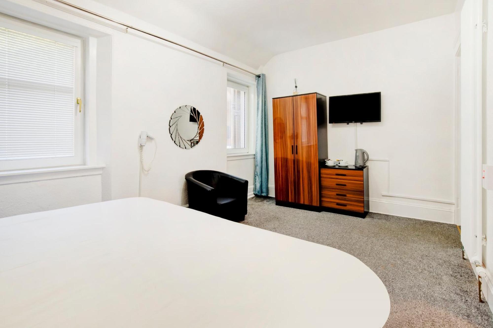 Oyo Eastbank Hotel, Speyside Scotland Rothes Ngoại thất bức ảnh