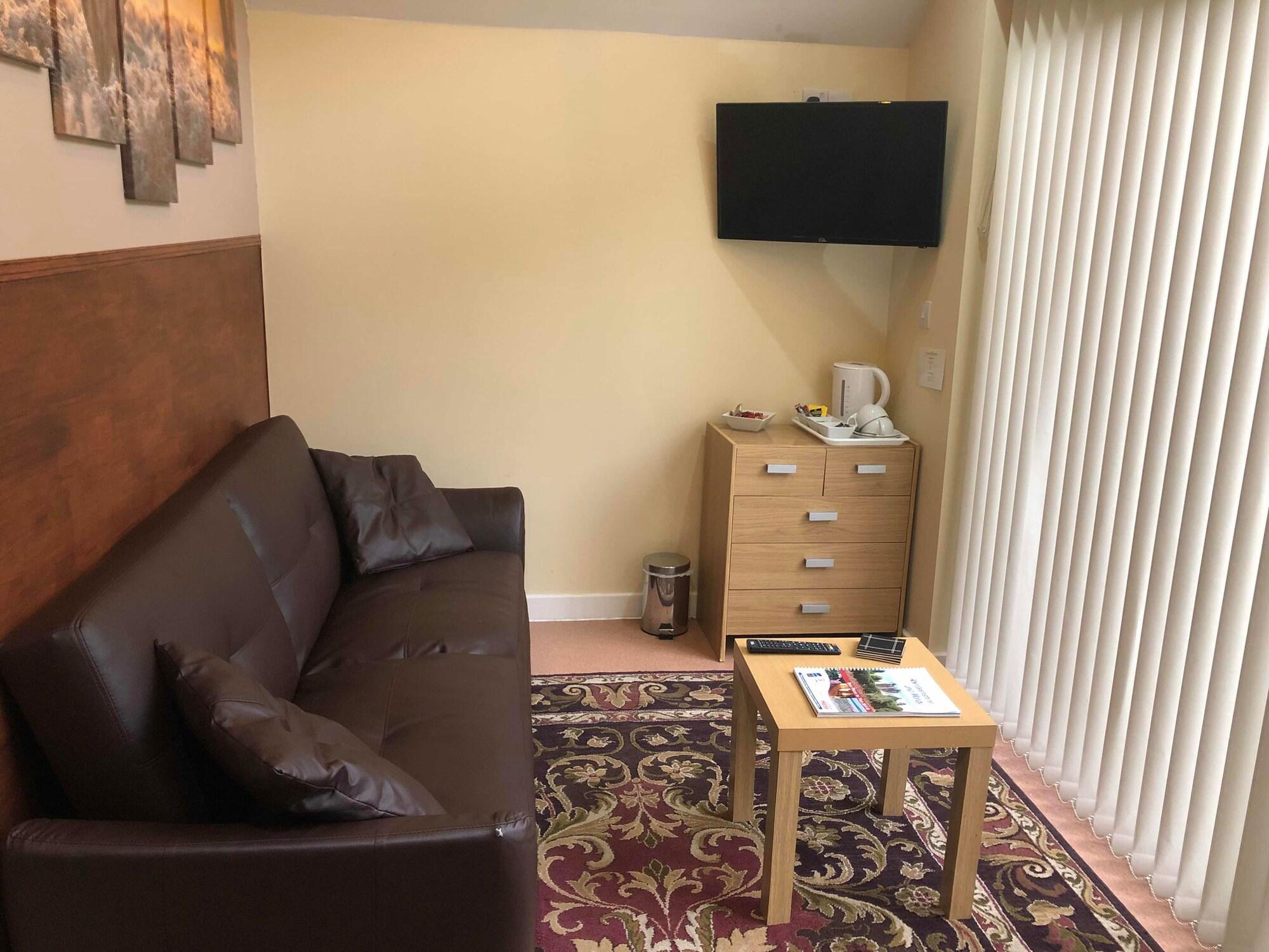 Oyo Eastbank Hotel, Speyside Scotland Rothes Ngoại thất bức ảnh