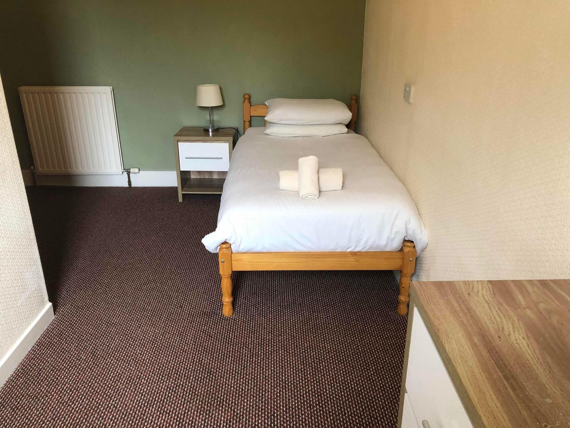 Oyo Eastbank Hotel, Speyside Scotland Rothes Ngoại thất bức ảnh